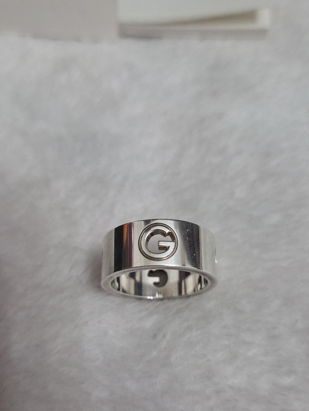 Gucci Ring Size 6 - Picture 2 of 5